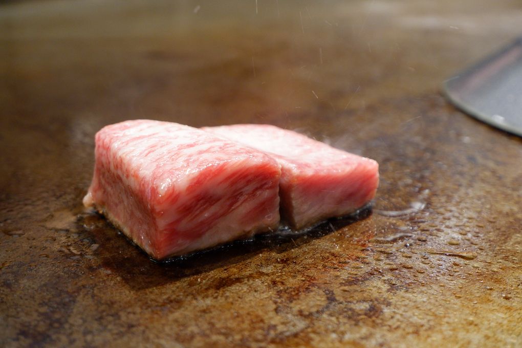 【東區 鐵板燒】金鶴屋Kintsuruya-延吉總店 精緻無煙的鐵板料理 @貝大小姐的多元心宇宙