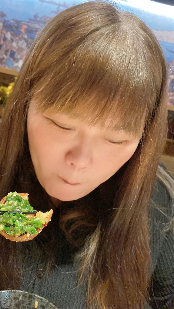 【台北 小巨蛋美食】大河屋-微風南京店 超有日本FU的燒肉丼、串燒 @貝大小姐的多元心宇宙