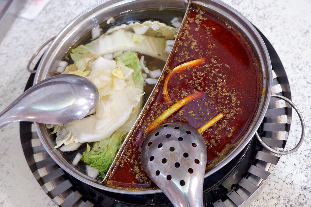 【板橋麻辣火鍋吃到飽推薦】小林麻辣火鍋 好湯頭、好鍋物、好過癮！ @貝大小姐的多元心宇宙