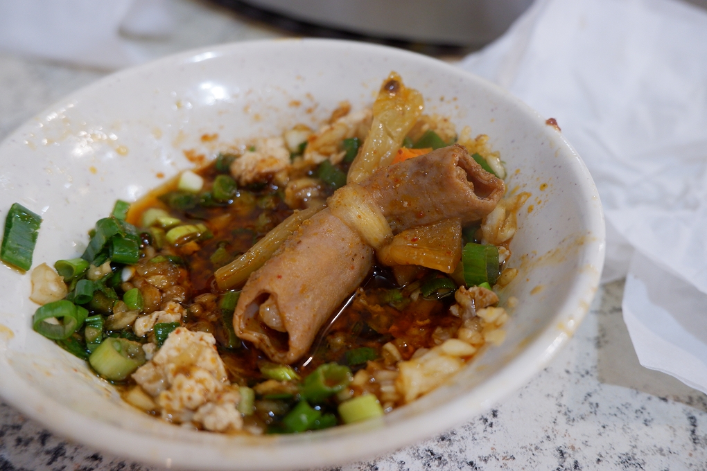 【板橋麻辣火鍋吃到飽推薦】小林麻辣火鍋 好湯頭、好鍋物、好過癮！ @貝大小姐的多元心宇宙