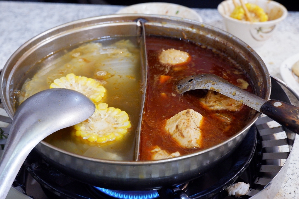 【板橋麻辣火鍋吃到飽推薦】小林麻辣火鍋 好湯頭、好鍋物、好過癮！ @貝大小姐的多元心宇宙
