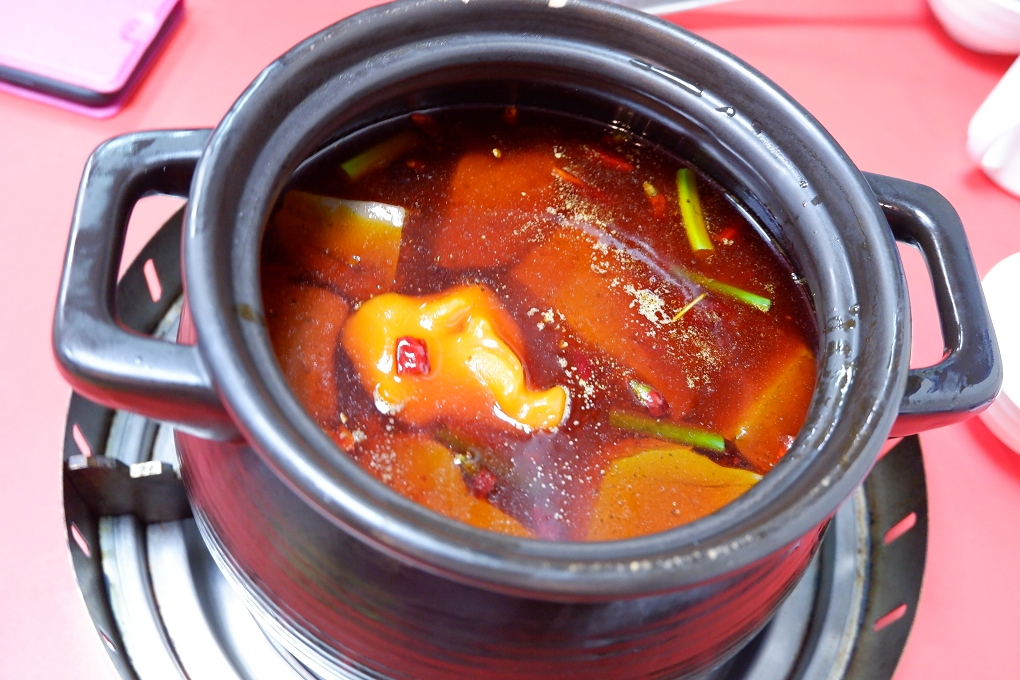 【中山站麻辣鍋】辣吉點正宗成都串串香 @貝大小姐的多元心宇宙