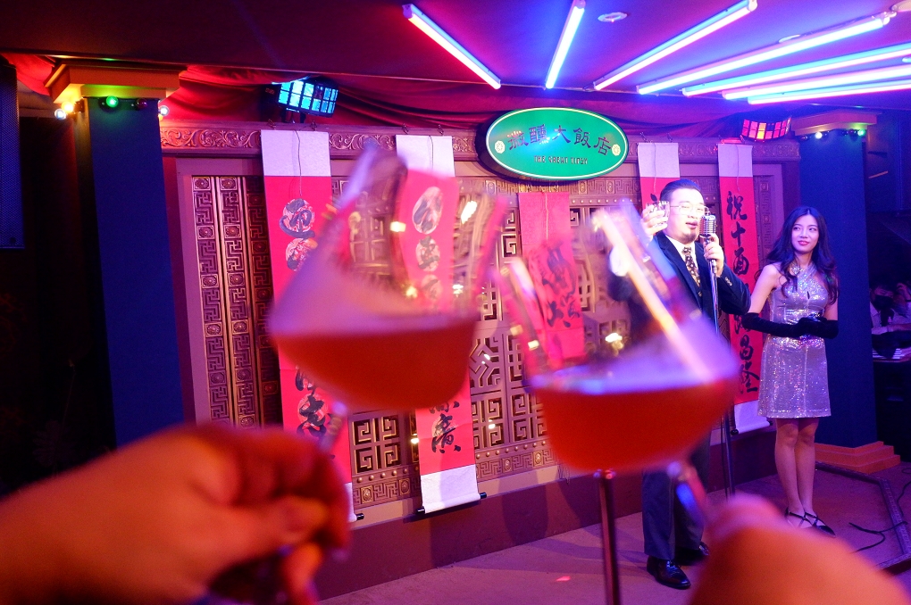 【台灣復古沉浸式劇場】驚喜製造2022新作《微醺大飯店：1980s》讓微醺的感覺帶著你回到那一年&#8230; @貝大小姐的多元心宇宙