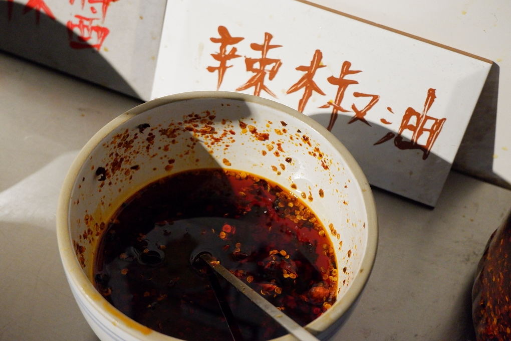 【台中必吃火鍋】食藝石頭火鍋民權店 美味的湯頭讓你總是隔不了太久又會開始想念! @貝大小姐的多元心宇宙