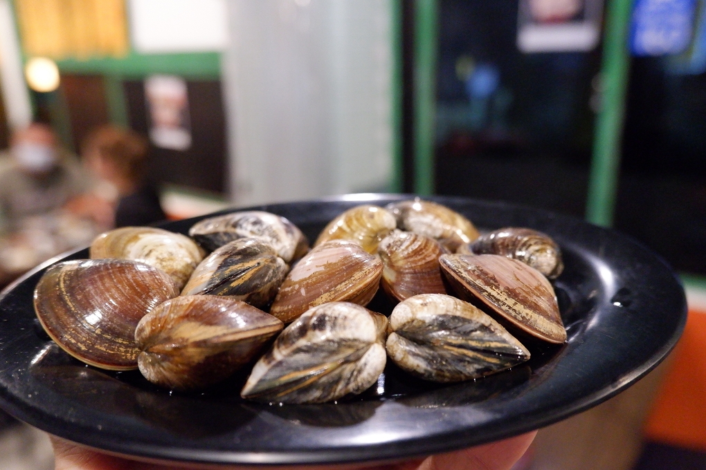 【台中必吃火鍋】食藝石頭火鍋民權店 美味的湯頭讓你總是隔不了太久又會開始想念! @貝大小姐的多元心宇宙