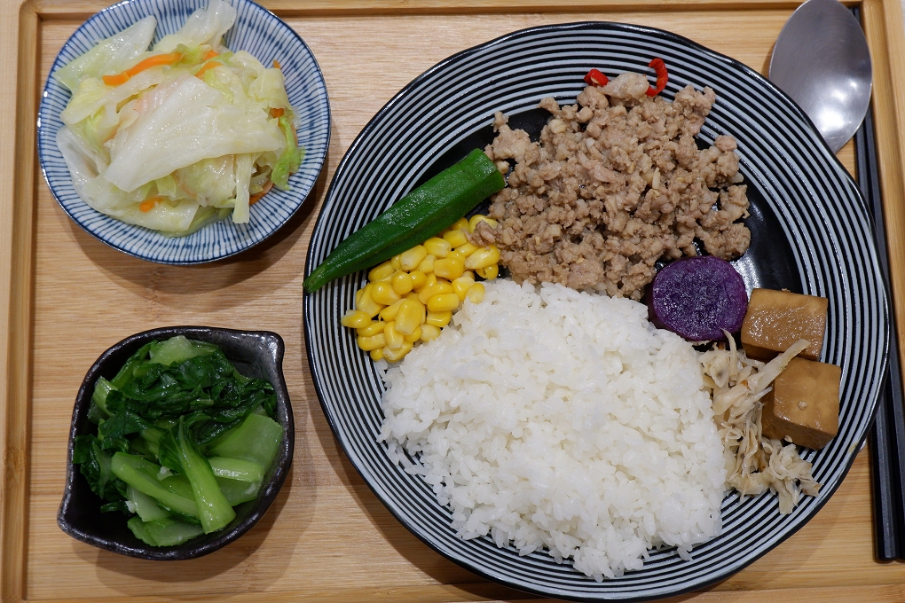 【林口會議便當】拾食．蘊 林口精緻便當/林口辦公室便當/林口外送便當/龜山外送便當 @貝大小姐的多元心宇宙