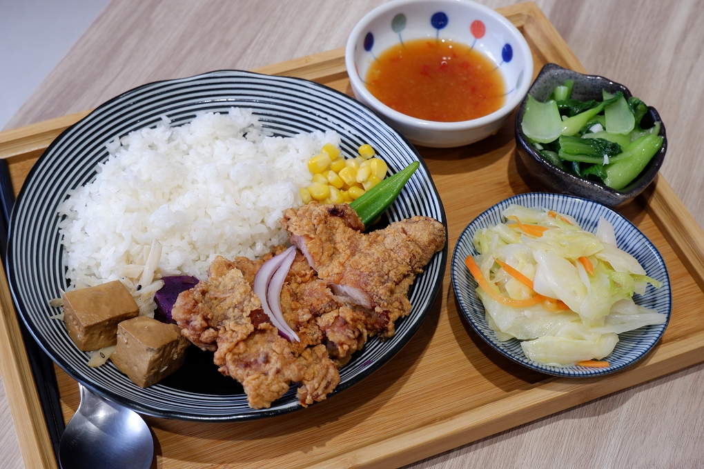 【林口會議便當】拾食．蘊 林口精緻便當/林口辦公室便當/林口外送便當/龜山外送便當 @貝大小姐的多元心宇宙