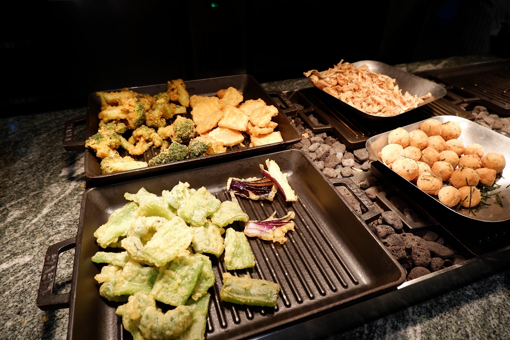 【桃園 蔬食推薦】果然匯 桃園統領店 &#8211; 蔬食百匯餐廳 蔬食吃到飽餐廳 @貝大小姐的多元心宇宙