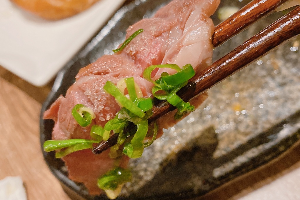 【台北 南京三民站居酒屋推薦】饕酒窩居酒屋 現點現做、慢工出細活的堅持下，才能品嚐到的美味！ @貝大小姐的多元心宇宙