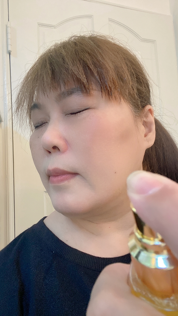 【化粧水推薦】COSGENE 玫瑰金甦活噴霧 醒膚 X 定妝 X 保水 X 補水 @貝大小姐的多元心宇宙