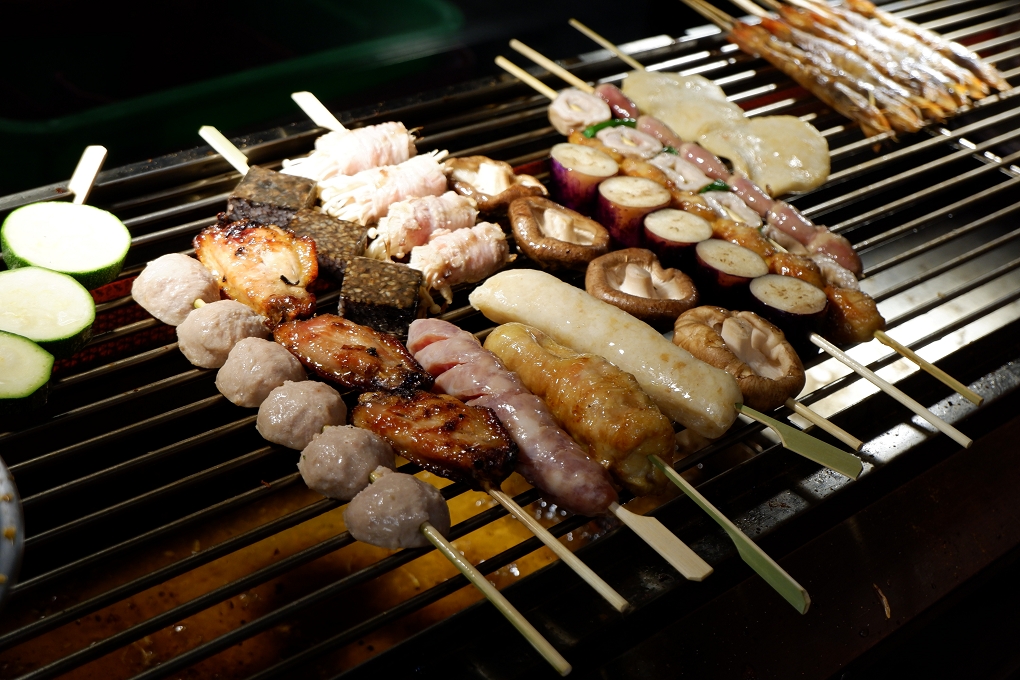 【寧夏夜市串燒，寧夏夜市美食】實在就烤串燒 想吃就烤！ @貝大小姐的多元心宇宙