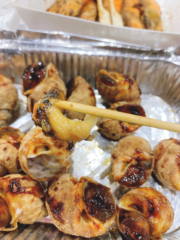 【寧夏夜市串燒，寧夏夜市美食】實在就烤串燒 想吃就烤！ @貝大小姐的多元心宇宙