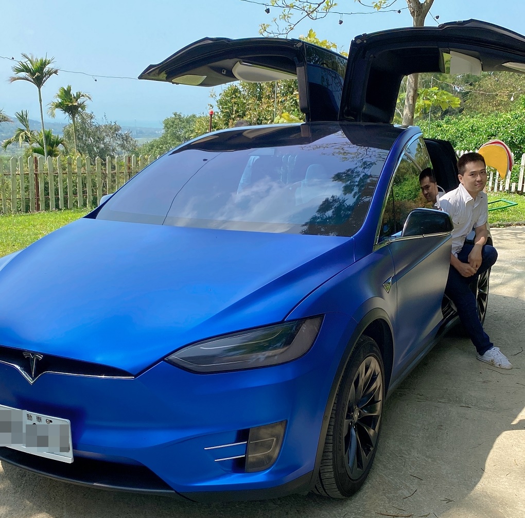 【Fun心工作】特斯拉TESLA Model X 接送 這絕對是一篇炫耀文無誤！ @貝大小姐的多元心宇宙
