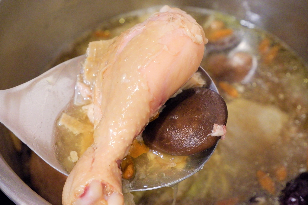 【網購雞湯】醉月燉品 十二道主題湯品  可以作為十二節氣養生食補！ @貝大小姐的多元心宇宙