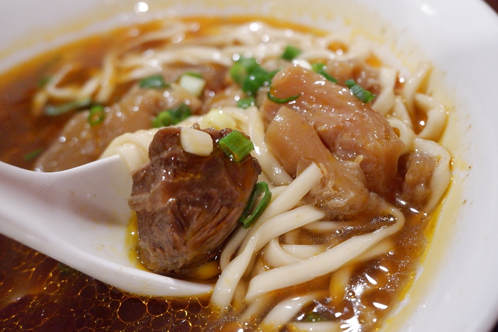 【台北牛肉麵】72牛肉麵 @貝大小姐的多元心宇宙