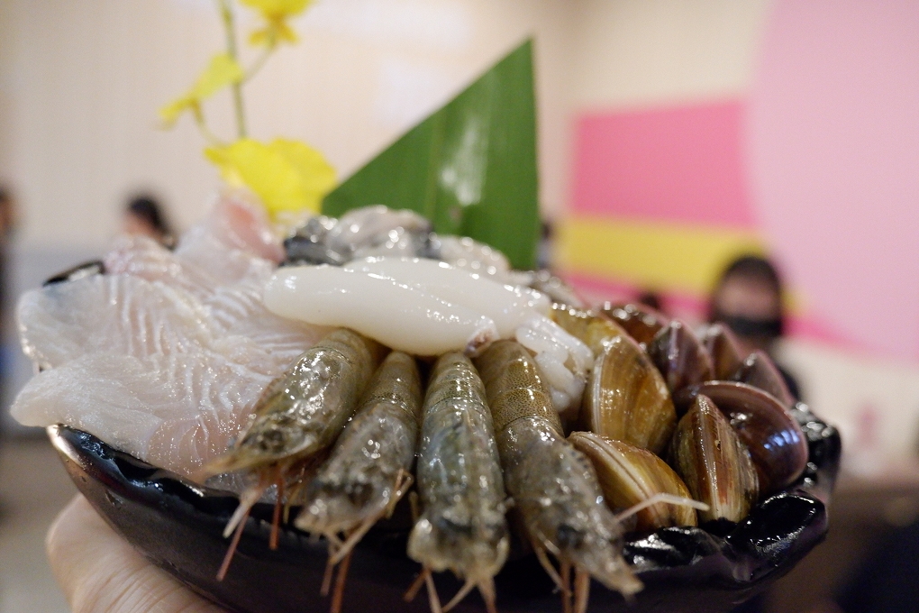 【內壢火鍋推薦】全台最大火鍋集團樂多多旗下 肉多多火鍋內壢忠孝店 全台多家門店營業到凌晨4點，是夜貓子的好選擇！ @貝大小姐的多元心宇宙