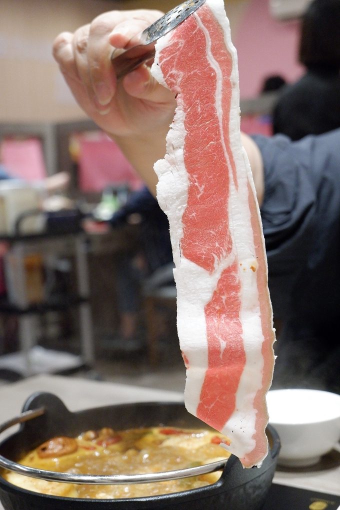 【內壢火鍋推薦】全台最大火鍋集團樂多多旗下 肉多多火鍋內壢忠孝店 全台多家門店營業到凌晨4點，是夜貓子的好選擇！ @貝大小姐的多元心宇宙