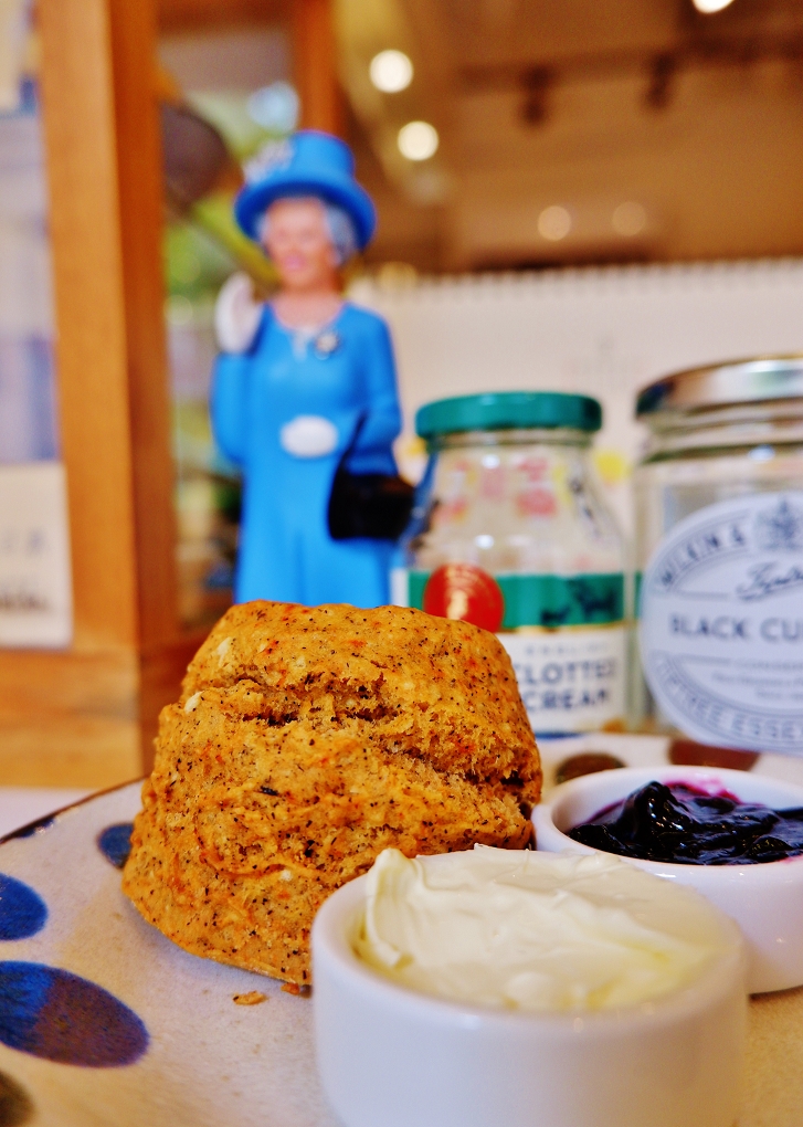 【新莊咖啡廳】有點胖咖啡 Plump Cafe 讓你擁有英國皇室的優雅之外，更是款待自己、為自己抒壓的美味！ @貝大小姐的多元心宇宙