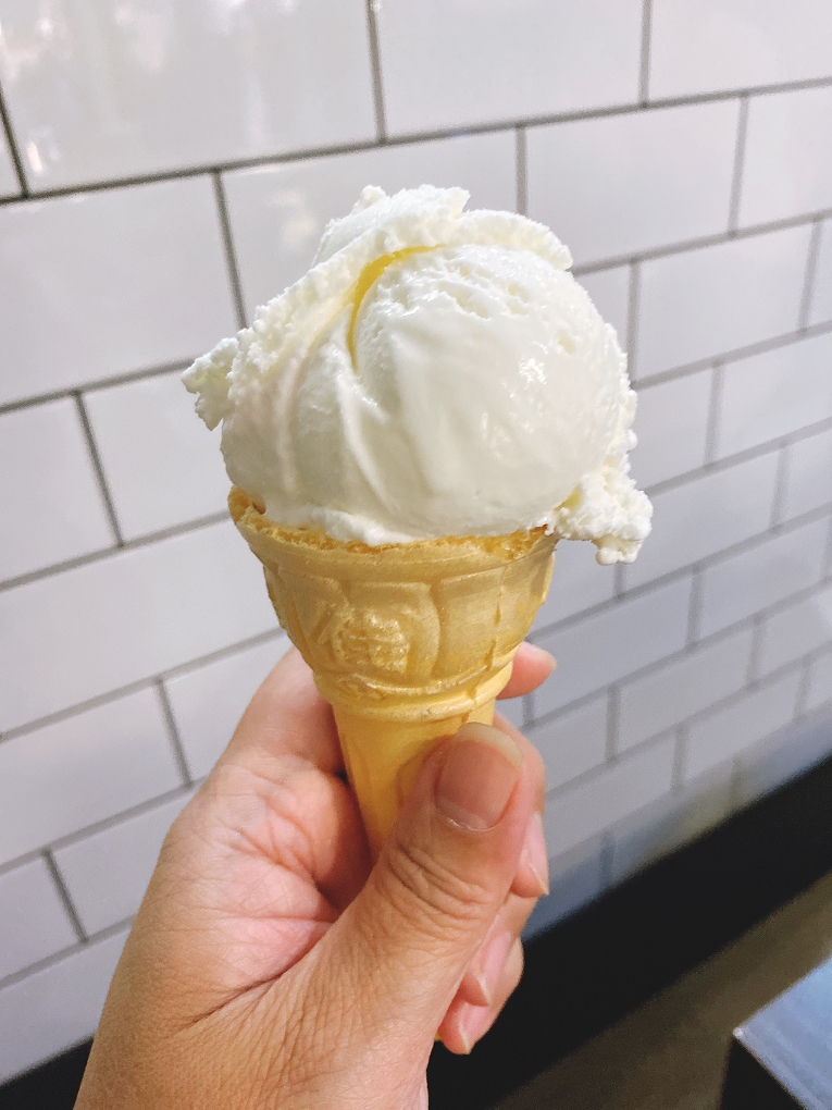 【新莊豪華火鍋推薦】武鶴個人和牛火鍋 新莊中平店 你只需要專注地品嚐高CP值的肉品及海鮮！ @貝大小姐的多元心宇宙