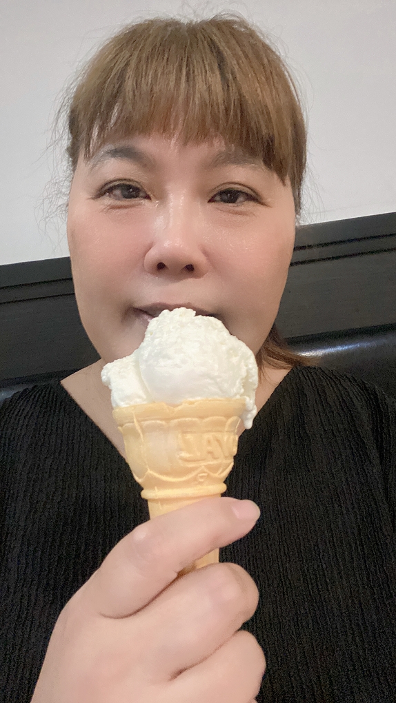 【新莊豪華火鍋推薦】武鶴個人和牛火鍋 新莊中平店 你只需要專注地品嚐高CP值的肉品及海鮮！ @貝大小姐的多元心宇宙