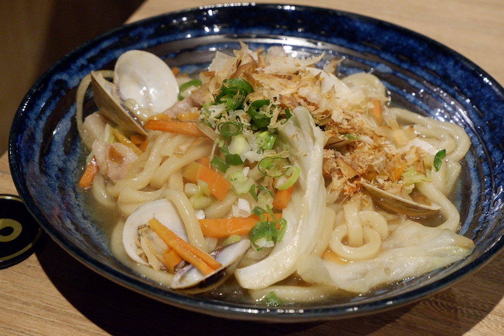 【板橋必吃燒肉，串燒，生啤，聚餐】板橋淡定人生炭火燒肉小酒館 @貝大小姐的多元心宇宙