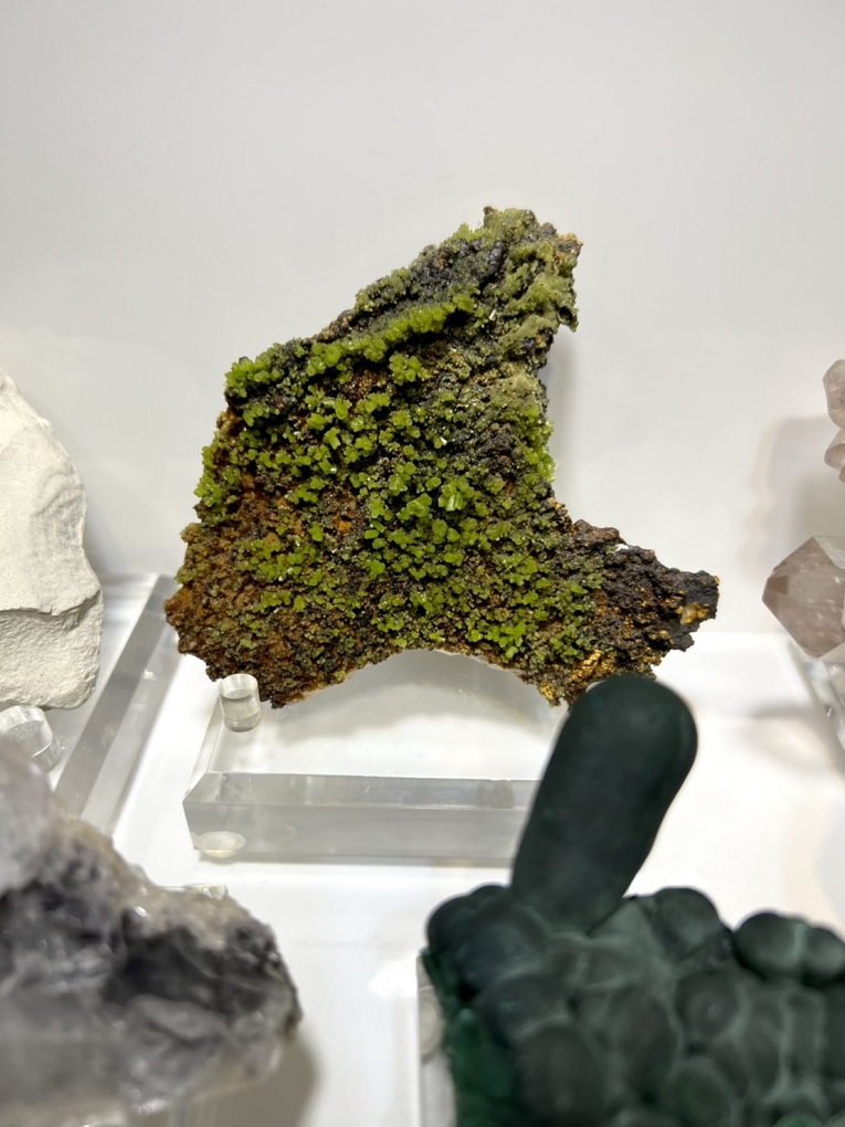 【新北 板橋水晶推薦】禾田寶石礦物 寶石礦物在收藏與投資價值之外  還有一份單純的吸引力就是愛  沒有雜質的念想就像天然礦物! @貝大小姐的多元心宇宙