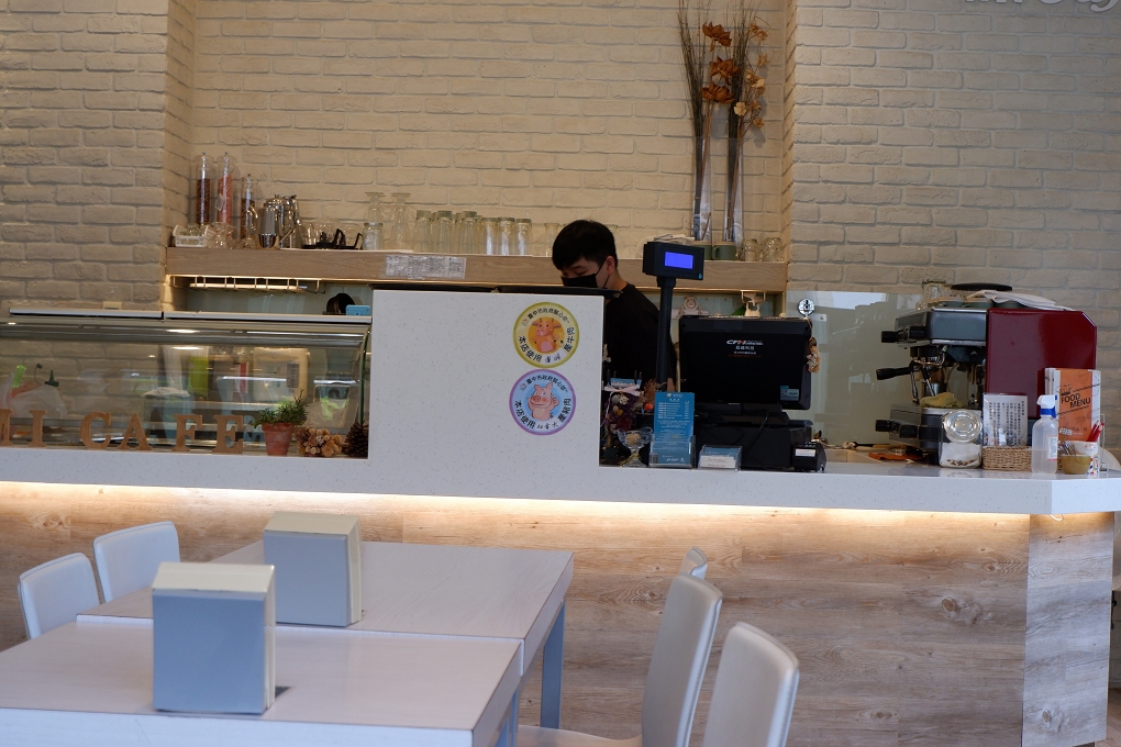 【台中住宿推薦】米卡沙旅店 睡飽永遠是明天工作的希望曙光！ @貝大小姐的多元心宇宙