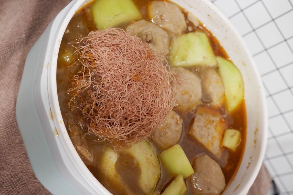 【網購美食】鄉旅鮮味 X 常溫調理包 X 麻辣鴨血 X 香嫩豆腐 X 噴汁豆干 X 麻辣湯底 X 紫米米粉 @貝大小姐的多元心宇宙