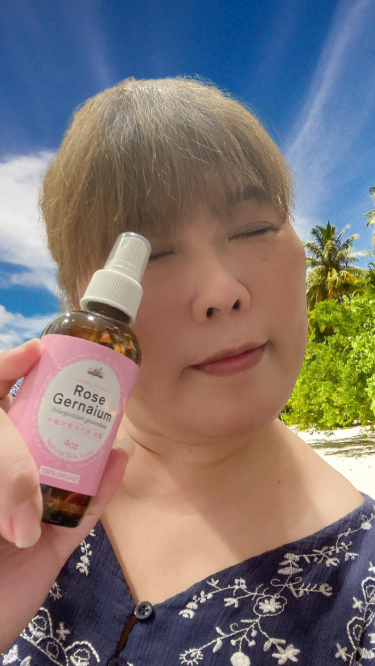 【好物推薦】Non-Toxic無毒網｜天然純露推薦｜有機玫瑰天竺葵純露 控油保濕之外還能紅潤肌膚，讓自已擁有好氣色！ @貝大小姐的多元心宇宙