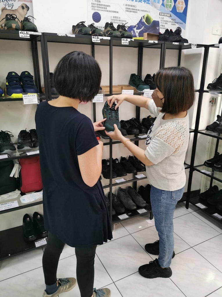 【企業團購安全鞋】尼斯生活最潮鋼鐵鞋nice life最潮鋼鐵鞋 讓每次重要任務都能打出亮眼成績! @貝大小姐的多元心宇宙