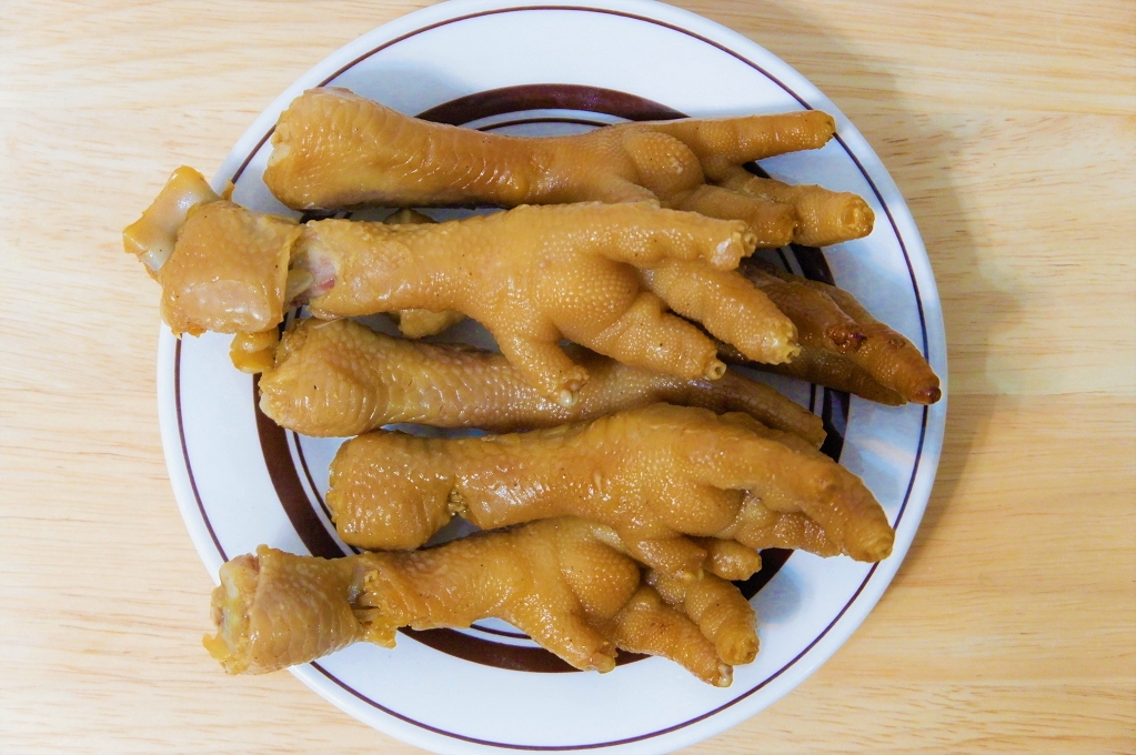 【網購滷味】曾味飽點：曾菀婷典藏對美好的依戀_煙燻滷味小拼盤 @貝大小姐的多元心宇宙