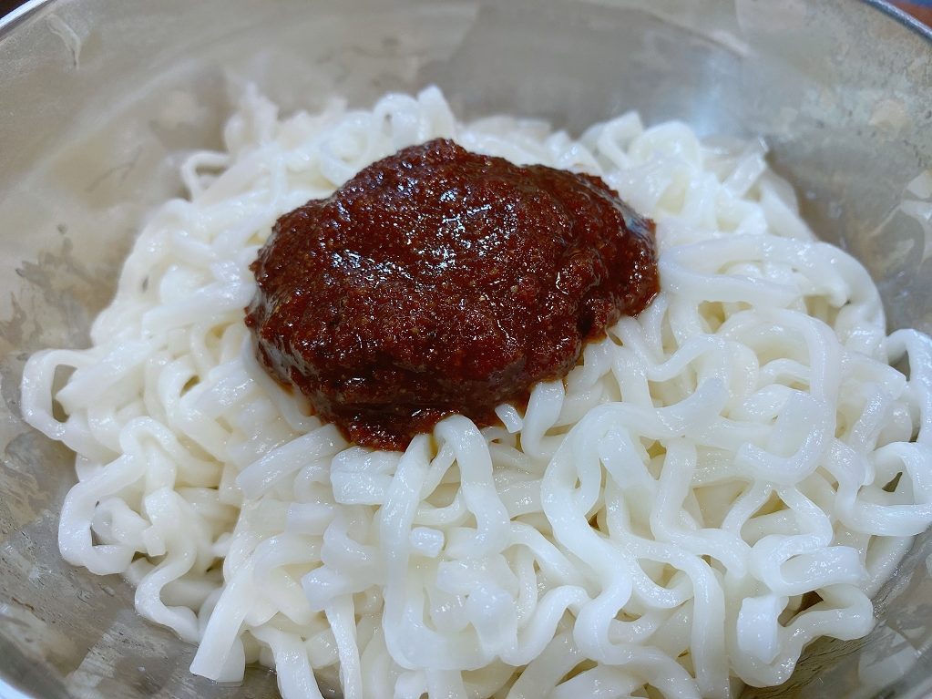 【網購滷味】曾味飽點：曾菀婷典藏對美好的依戀_煙燻滷味小拼盤 @貝大小姐的多元心宇宙