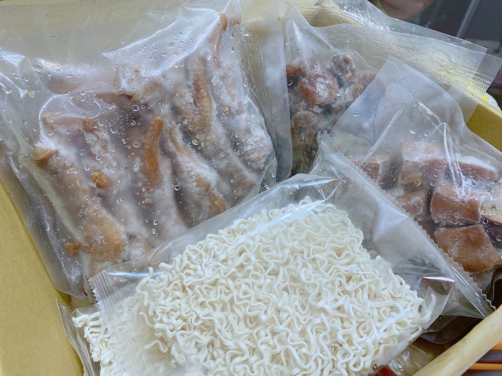 【網購滷味】曾味飽點：曾菀婷典藏對美好的依戀_煙燻滷味小拼盤 @貝大小姐的多元心宇宙