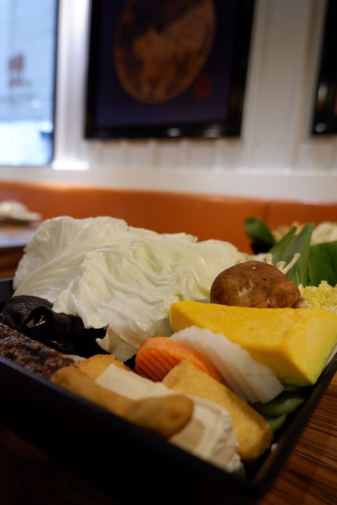 【中和火鍋】燙燙極緻涮涮鍋 FEITENG Shabu Shabu中和店 最安心的用餐空間、食材品質好且新鮮，CP值超高！ @貝大小姐的多元心宇宙