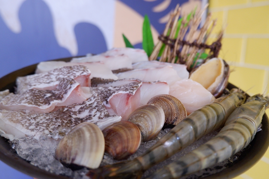 【中和火鍋】燙燙極緻涮涮鍋 FEITENG Shabu Shabu中和店 最安心的用餐空間、食材品質好且新鮮，CP值超高！ @貝大小姐的多元心宇宙