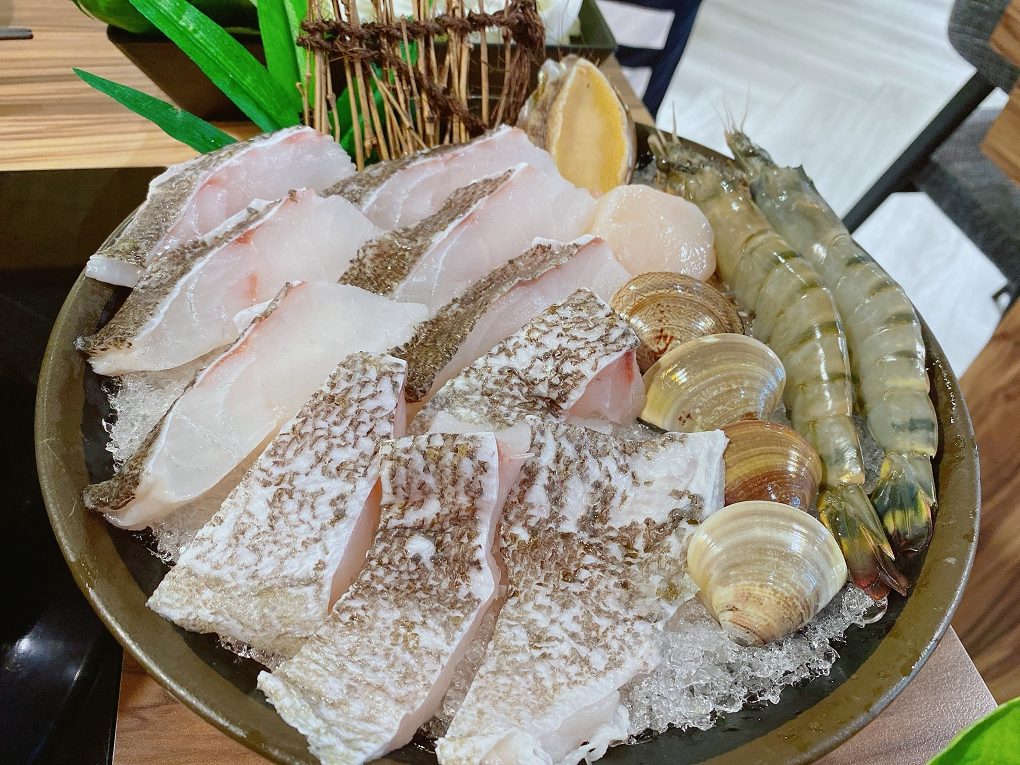 【中和火鍋】燙燙極緻涮涮鍋 FEITENG Shabu Shabu中和店 最安心的用餐空間、食材品質好且新鮮，CP值超高！ @貝大小姐的多元心宇宙