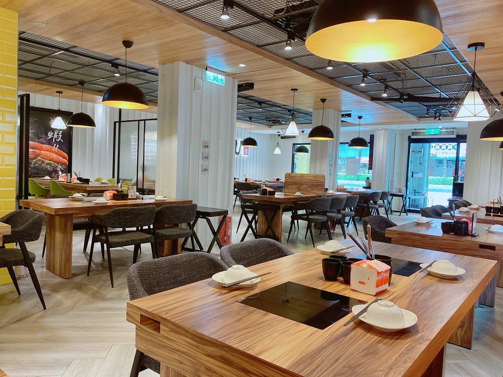 【中和火鍋】燙燙極緻涮涮鍋 FEITENG Shabu Shabu中和店 最安心的用餐空間、食材品質好且新鮮，CP值超高！ @貝大小姐的多元心宇宙