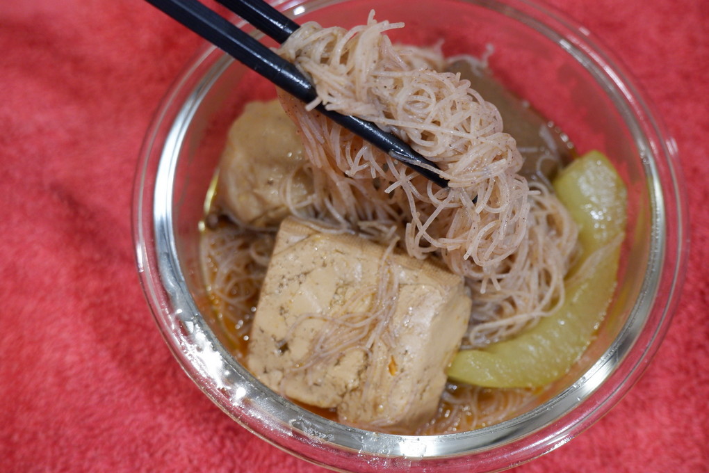 【網購美食】鄉旅鮮味 X 常溫調理包 X 麻辣鴨血 X 香嫩豆腐 X 噴汁豆干 X 麻辣湯底 X 紫米米粉 @貝大小姐的多元心宇宙