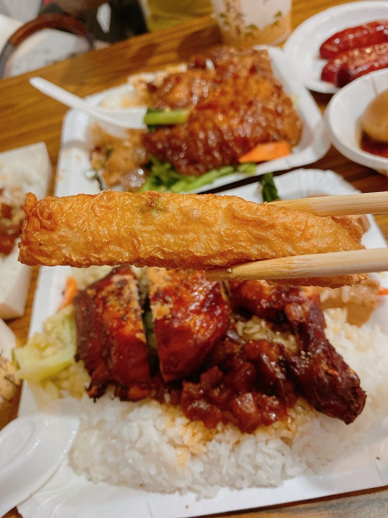 【中正區便當】黑滷食品 便當 X 黑滷魯肉飯 不但主餐好吃，配菜和飯量更是超多，就是要給你吃好吃滿！ @貝大小姐的多元心宇宙