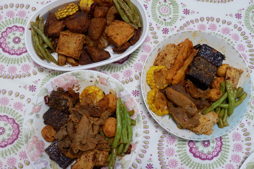 【冷凍食品推薦】滷台味X麻辣干鍋系列：猴頭菇、牛肉、松阪豬  夏天不想熱呼呼吃鍋又想開胃的噬辣族  一定會愛滷台味麻辣干鍋！ @貝大小姐的多元心宇宙