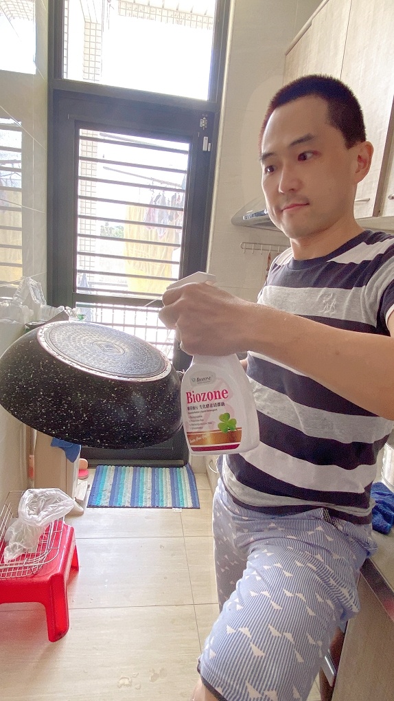 【好物推薦】美國百龍Biozone廚房雙寶：酵素洗碗精X 廚房油污酵素清潔液 @貝大小姐的多元心宇宙