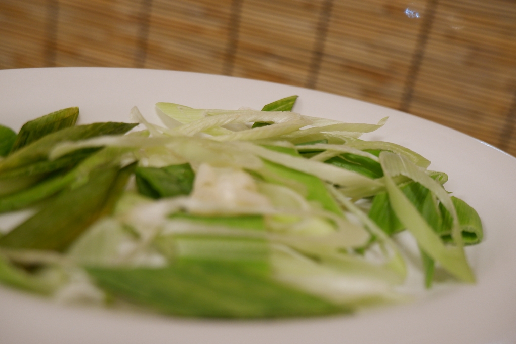 【台中南區石頭火鍋推薦】食藝石頭火鍋-工學店  湯頭始終是食藝石頭火鍋最令人百嚐不厭的經典！ @貝大小姐的多元心宇宙
