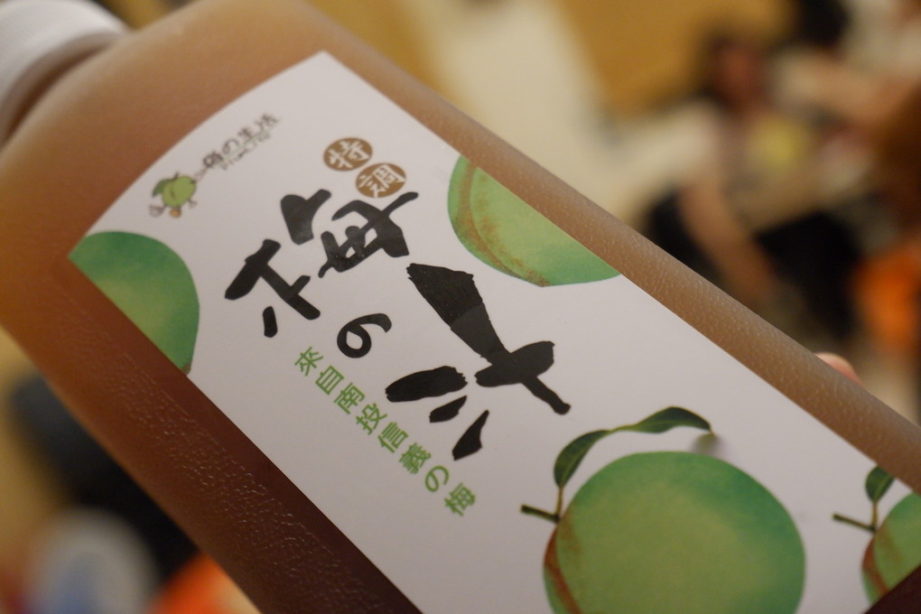 【台中南區石頭火鍋推薦】食藝石頭火鍋-工學店  湯頭始終是食藝石頭火鍋最令人百嚐不厭的經典！ @貝大小姐的多元心宇宙