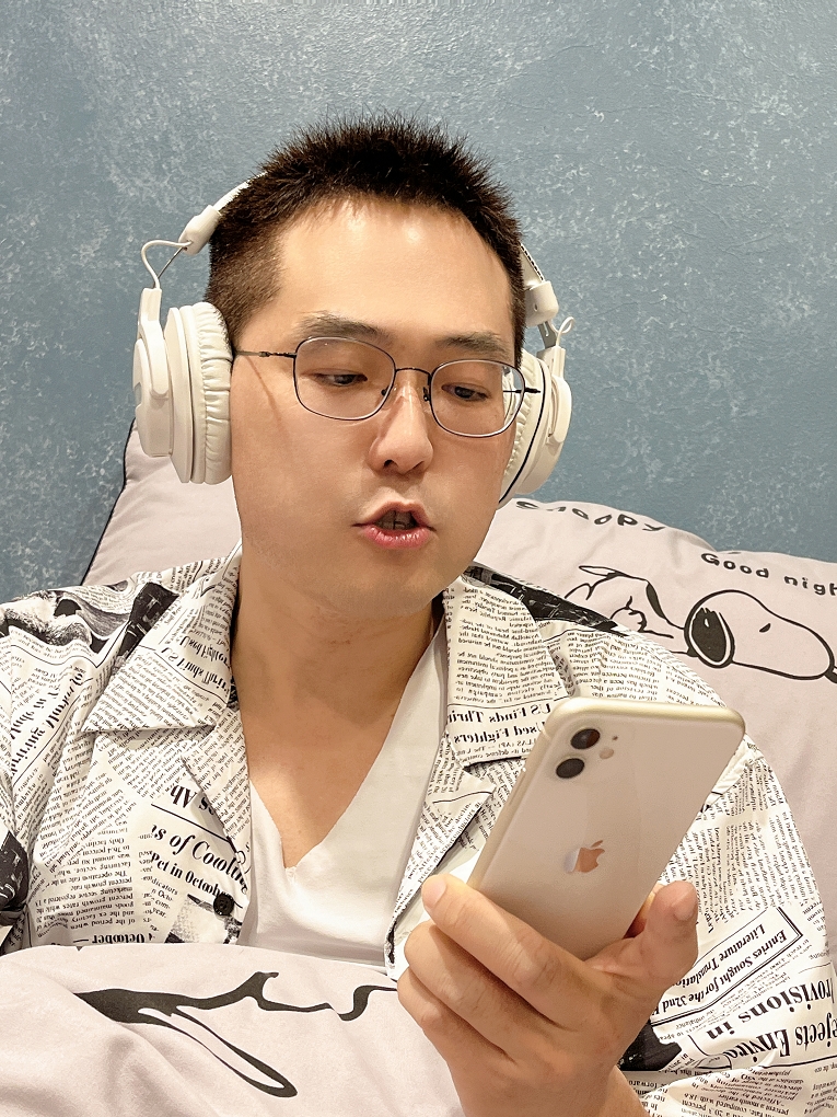 【手機APP推薦】Kono Summit 中英文書摘 APP 一天一點所累積的能量相當可觀，給自己彈性的進修空間！ @貝大小姐的多元心宇宙