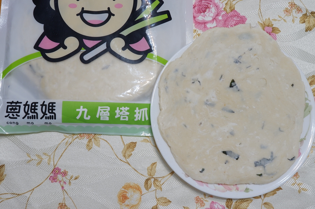 【網購美食推薦】蔥媽媽 香菜水餃 X 香蔥豬肉餡餅 X 九層塔蔥抓餅 維護心愛家人與孩子的健康，就給他們風味絕佳的蔥媽媽！ @貝大小姐的多元心宇宙