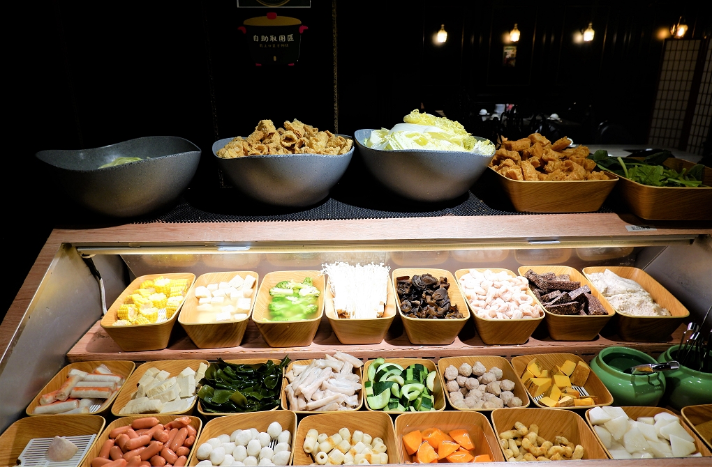 【火鍋第一品牌】火鍋迷必吃名店 狂一鍋新莊復興店 來新莊插旗了！ @貝大小姐的多元心宇宙