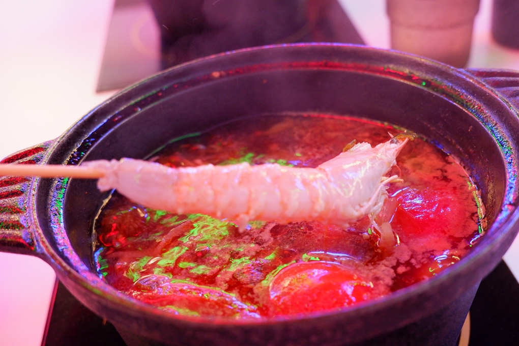 【火鍋第一品牌樂多多集團】肉多多火鍋三重正義店 三人行，必有麻辣吃！三份套餐即贈一鍋 爆炒川府麻辣鍋！ @貝大小姐的多元心宇宙