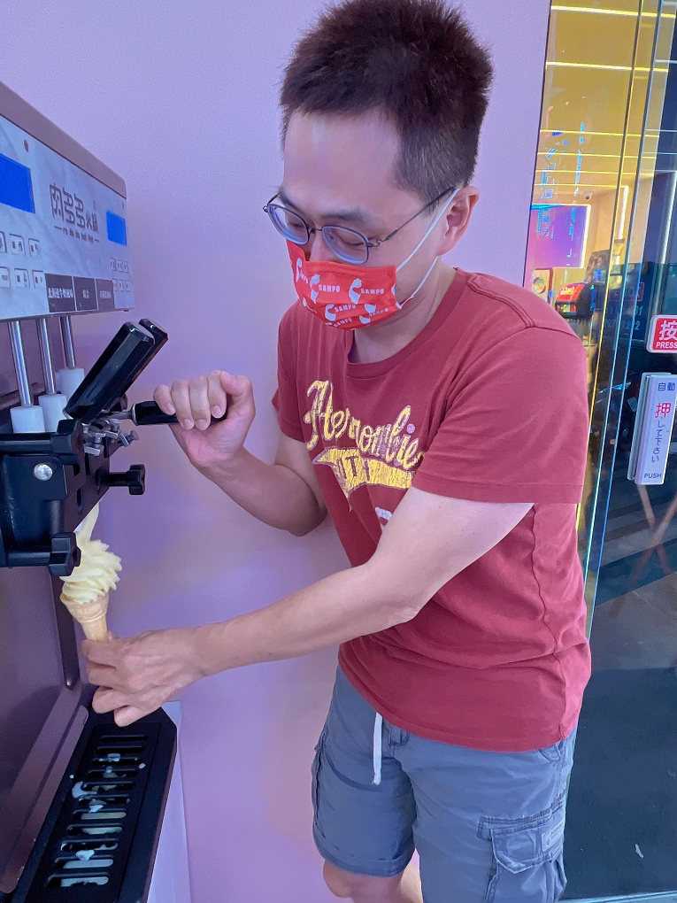 【火鍋第一品牌樂多多集團】肉多多火鍋三重正義店 三人行，必有麻辣吃！三份套餐即贈一鍋 爆炒川府麻辣鍋！ @貝大小姐的多元心宇宙