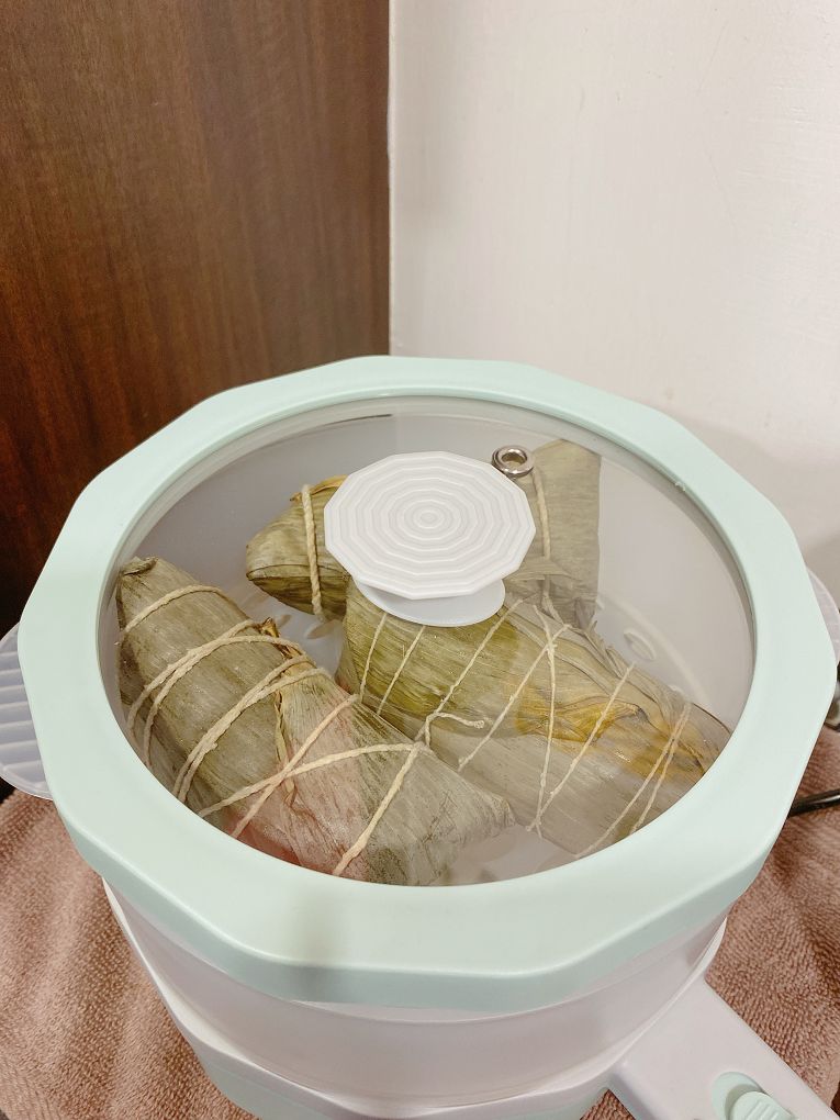 【好物推薦】電煮鍋 時尚的外觀，實用的設計，烹煮方便  不沾鍋的材質清洗起來更是輕鬆！ @貝大小姐的多元心宇宙