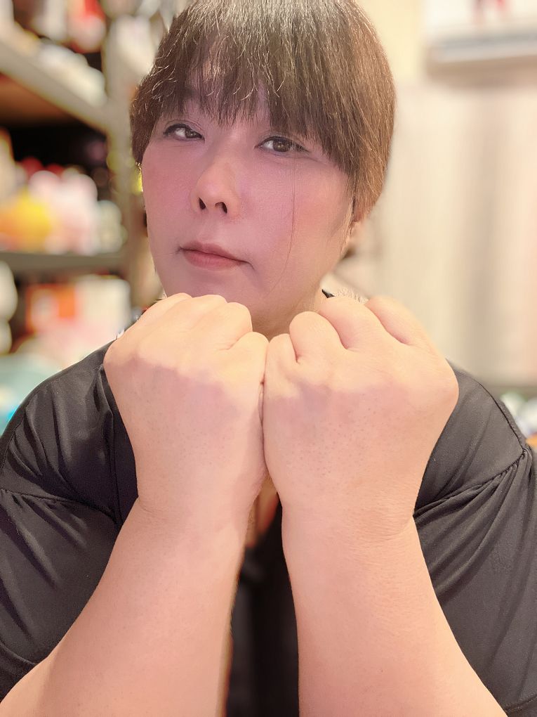 【洗卸好物推薦】Angie Palace安婕絲 舒敏溫和洗面膠 X 溫感輕透卸妝油 讓你即使是素顏，清潔、潤澤的感受也能擁有一整天的好心情！ @貝大小姐的多元心宇宙